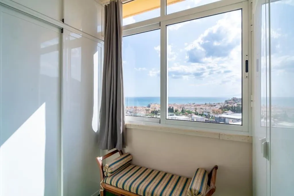 アパート La Cala Del MoralDesayuno Con Vistas, Parking Privado Terrazaアパートメント